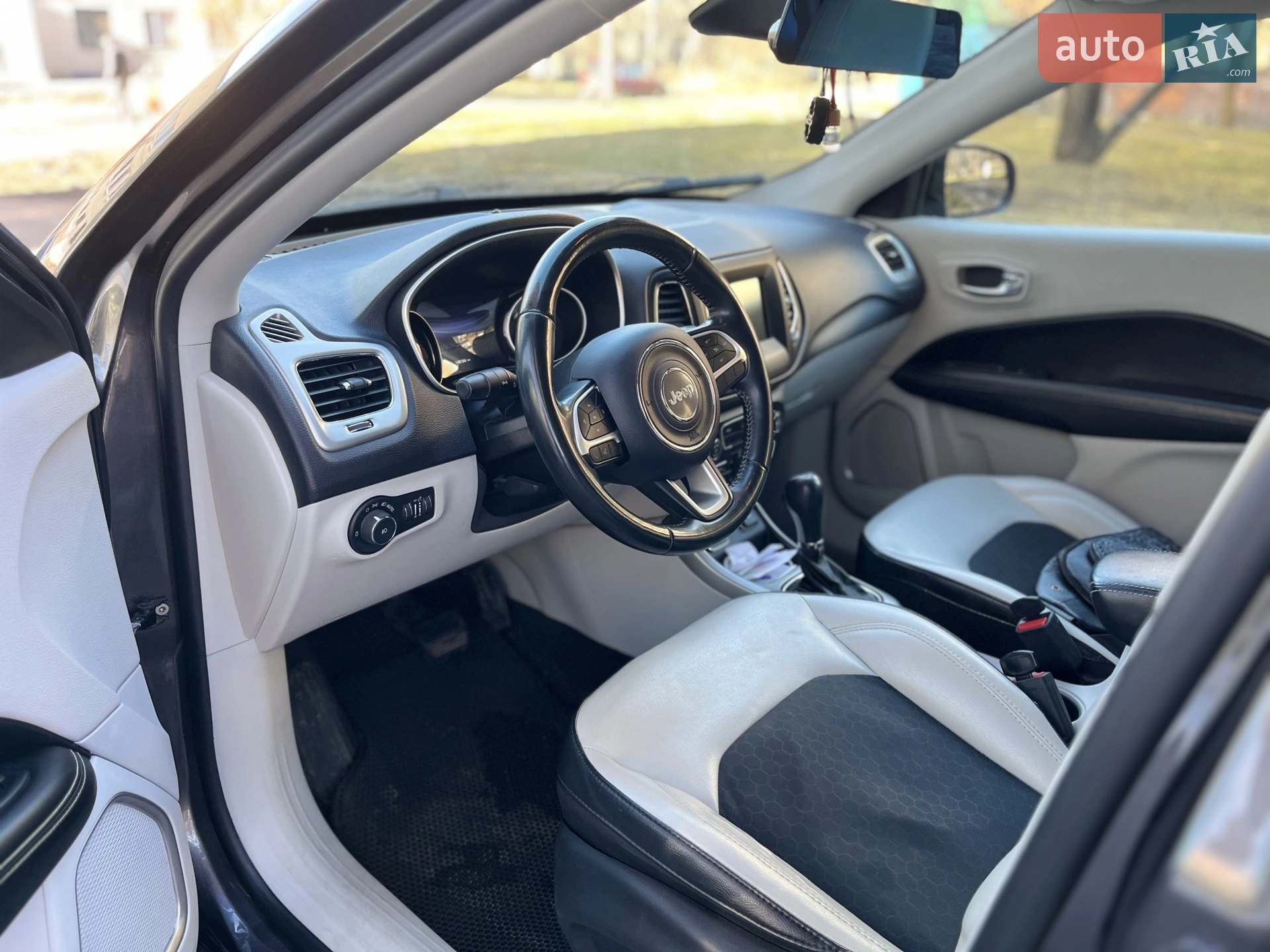 2018 Jeep Compass - мініатюра 8