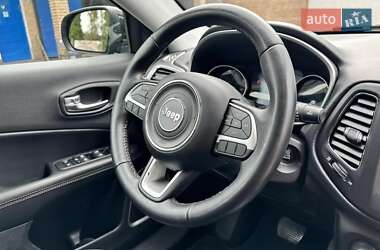 Внедорожник / Кроссовер Jeep Compass 2017 в Львове