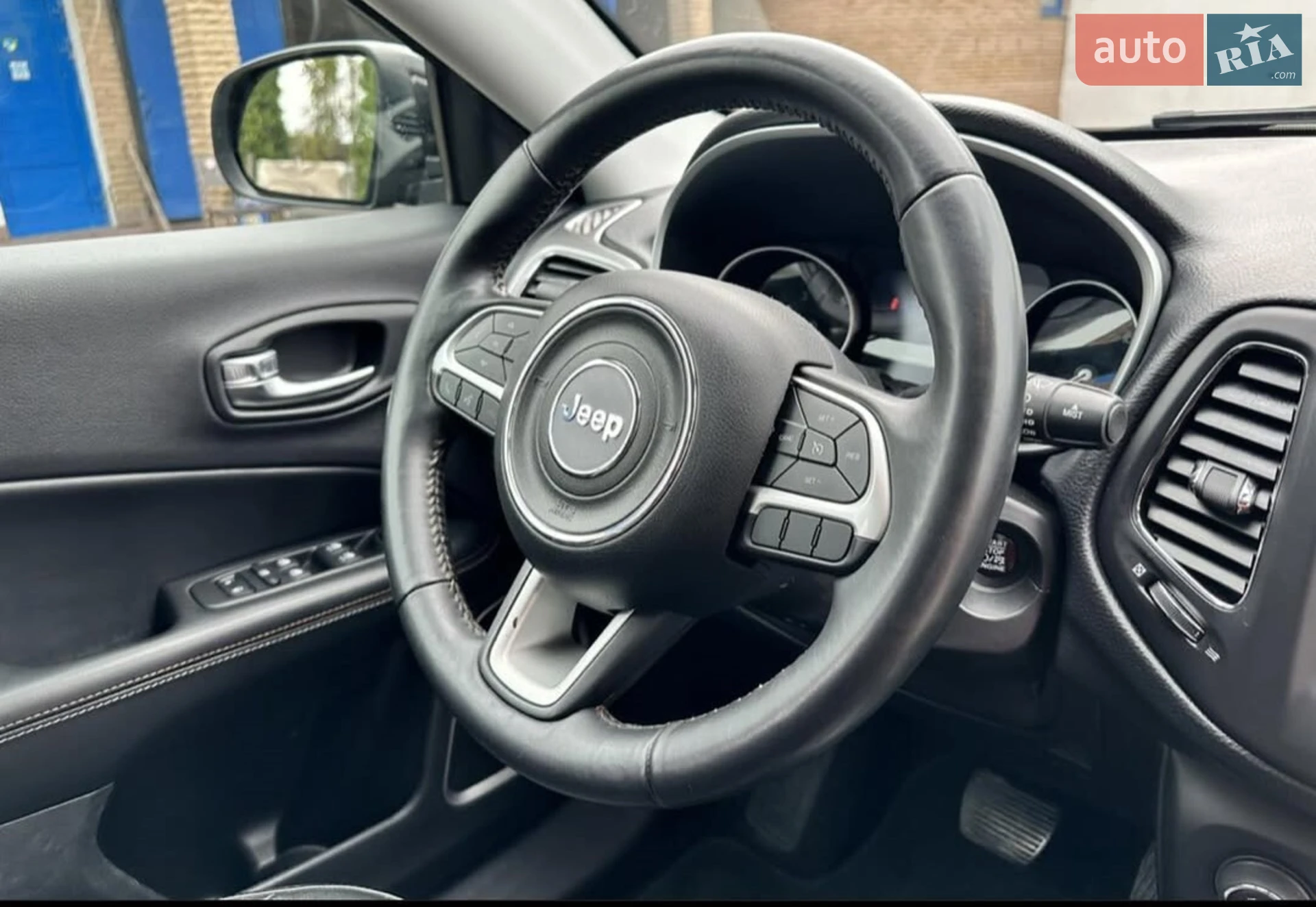 2017 Jeep Compass - мініатюра 8