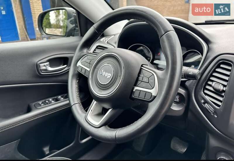 Внедорожник / Кроссовер Jeep Compass 2017 в Львове
