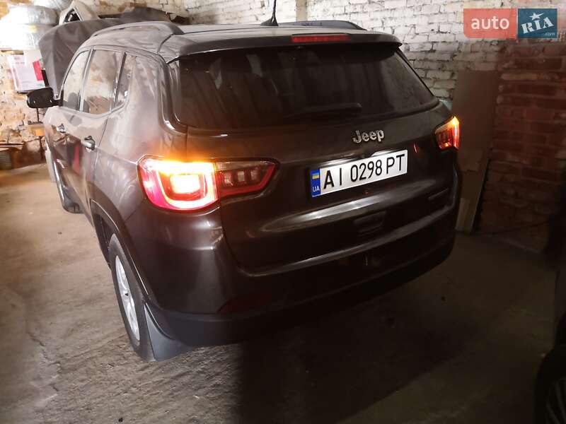 Внедорожник / Кроссовер Jeep Compass 2017 в Володарке