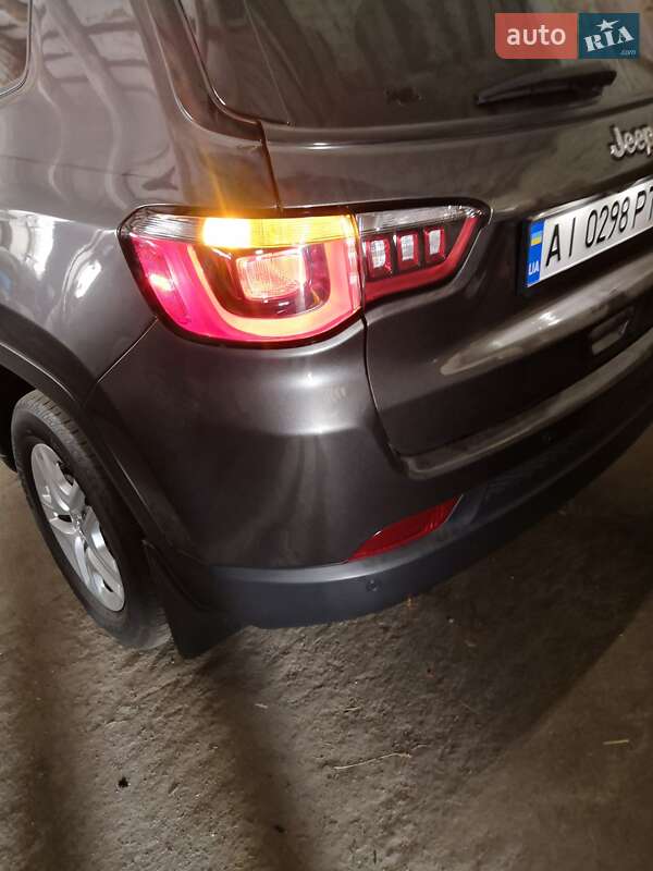 Внедорожник / Кроссовер Jeep Compass 2017 в Володарке