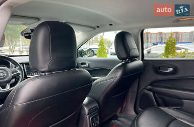 Позашляховик / Кросовер Jeep Compass 2020 в 