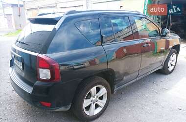 Внедорожник / Кроссовер Jeep Compass 2013 в 