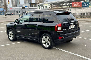 Внедорожник / Кроссовер Jeep Compass 2014 в 