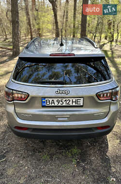 Внедорожник / Кроссовер Jeep Compass 2021 в 