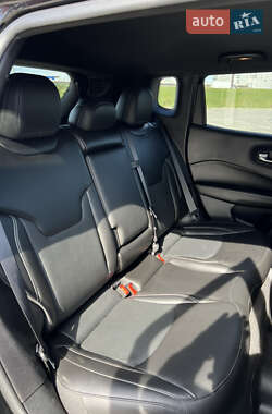 Внедорожник / Кроссовер Jeep Compass 2020 в 