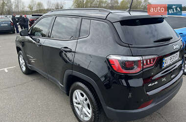 Внедорожник / Кроссовер Jeep Compass 2017 в 