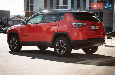 Позашляховик / Кросовер Jeep Compass 2017 в 