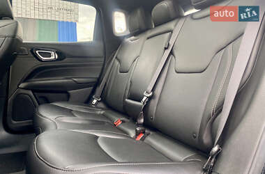 Внедорожник / Кроссовер Jeep Compass 2022 в 