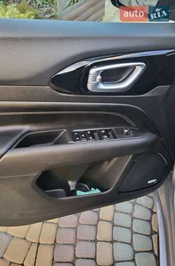 Внедорожник / Кроссовер Jeep Compass 2023 в 