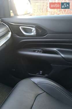 Внедорожник / Кроссовер Jeep Compass 2023 в 