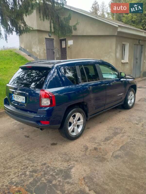 Внедорожник / Кроссовер Jeep Compass 2013 в Ровно