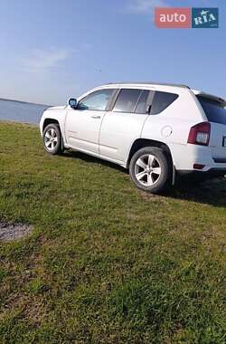 Внедорожник / Кроссовер Jeep Compass 2014 в Очакове фото 7 Внедорожник / Кроссовер Jeep Compass 2014 в Очакове