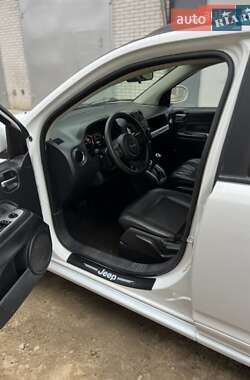 Внедорожник / Кроссовер Jeep Compass 2014 в Очакове фото 11 Внедорожник / Кроссовер Jeep Compass 2014 в Очакове