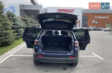 Внедорожник / Кроссовер Jeep Compass 2020 в 