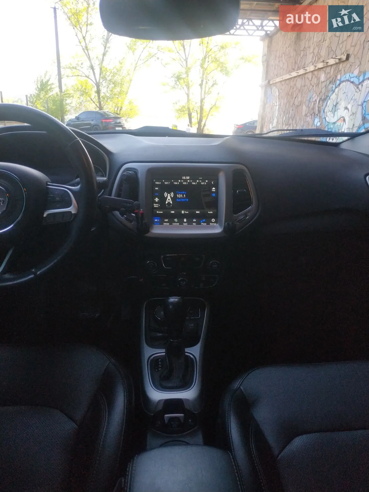 2019 Jeep Compass - мініатюра 12