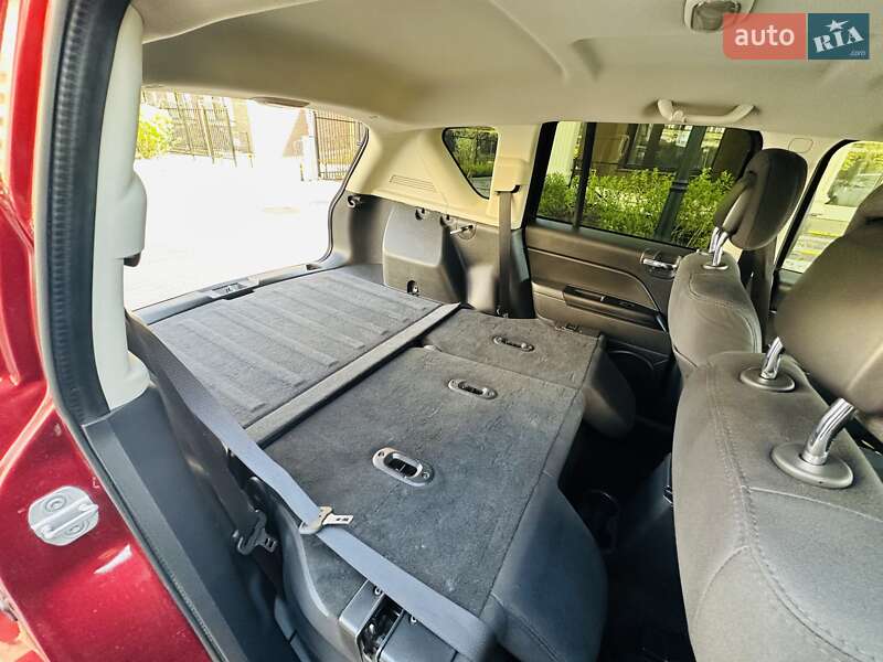Внедорожник / Кроссовер Jeep Compass 2013 в Киеве