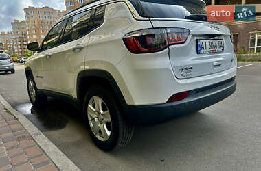 Позашляховик / Кросовер Jeep Compass 2021 в 