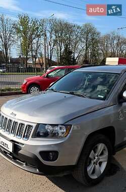 Внедорожник / Кроссовер Jeep Compass 2016 в 