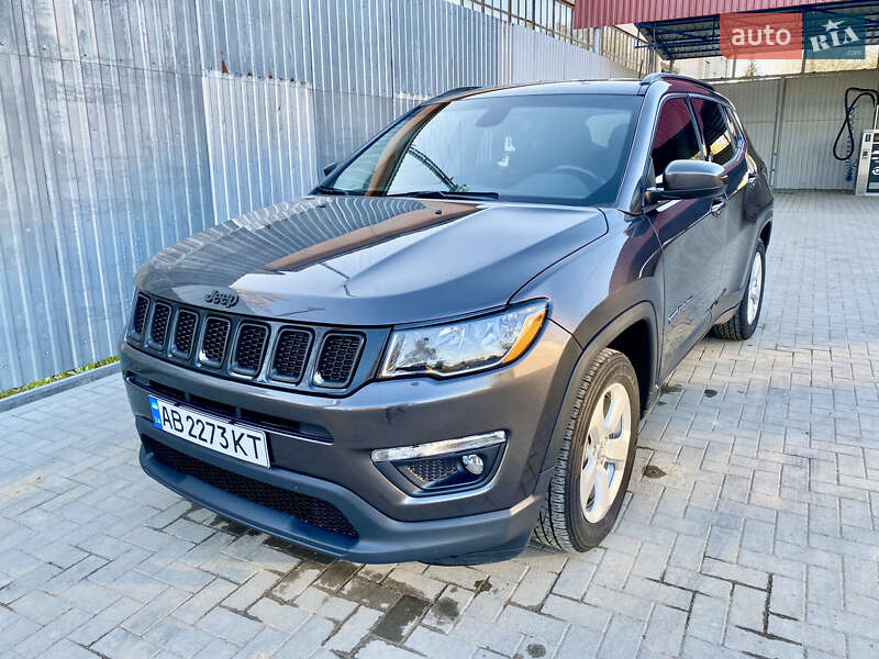 Внедорожник / Кроссовер Jeep Compass 2019 в 
