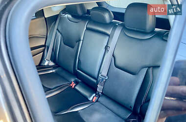 Внедорожник / Кроссовер Jeep Compass 2019 в 