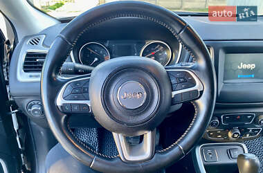Внедорожник / Кроссовер Jeep Compass 2019 в 