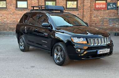 Внедорожник / Кроссовер Jeep Compass 2014 в 