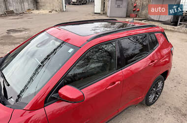 Позашляховик / Кросовер Jeep Compass 2022 в 
