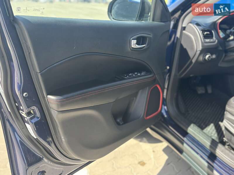 Внедорожник / Кроссовер Jeep Compass 2019 в Ивано-Франковске