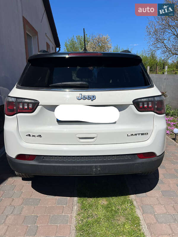 Внедорожник / Кроссовер Jeep Compass 2017 в Дубно