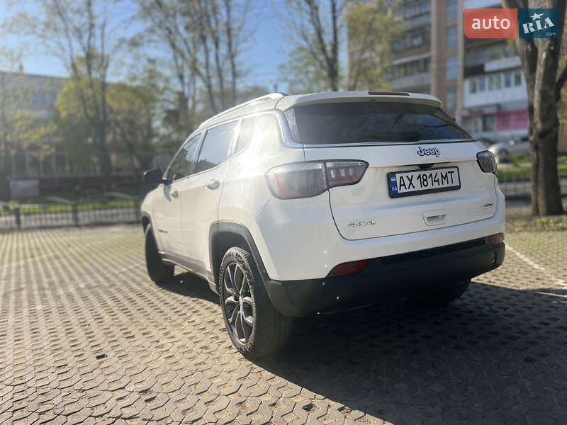 Позашляховик / Кросовер Jeep Compass 2017 в Полтаві