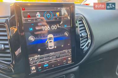 Внедорожник / Кроссовер Jeep Compass 2019 в Киеве