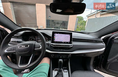 Внедорожник / Кроссовер Jeep Compass 2023 в 
