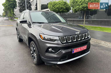 Внедорожник / Кроссовер Jeep Compass 2022 в 
