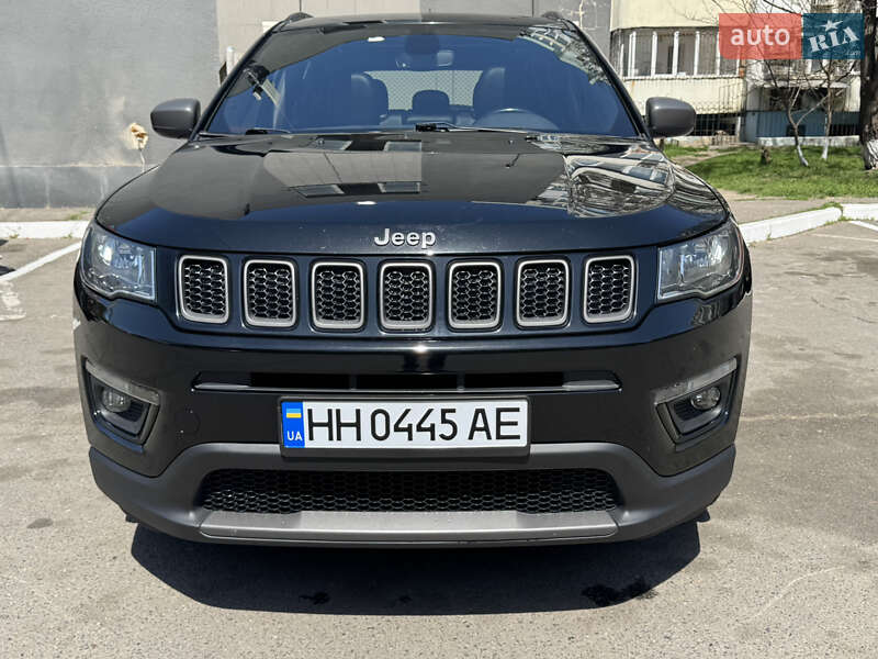 Позашляховик / Кросовер Jeep Compass 2021 в 