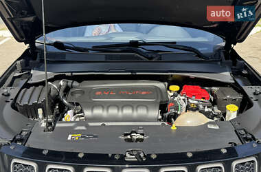 Позашляховик / Кросовер Jeep Compass 2021 в 