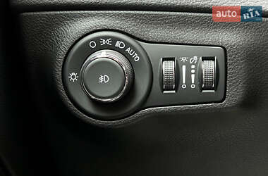 Внедорожник / Кроссовер Jeep Compass 2019 в 