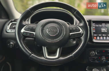 Внедорожник / Кроссовер Jeep Compass 2019 в 