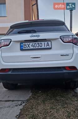 Позашляховик / Кросовер Jeep Compass 2017 в 