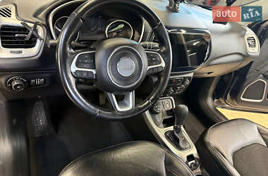 Позашляховик / Кросовер Jeep Compass 2021 в 