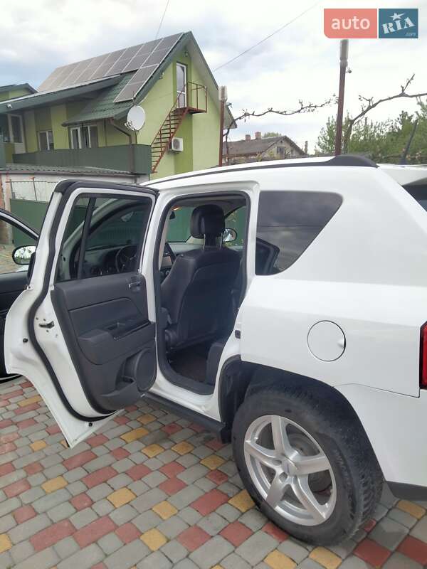 Позашляховик / Кросовер Jeep Compass 2011 в Золочеві