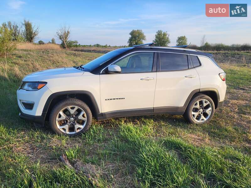 Внедорожник / Кроссовер Jeep Compass 2018 в Киеве