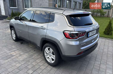 Внедорожник / Кроссовер Jeep Compass 2021 в 