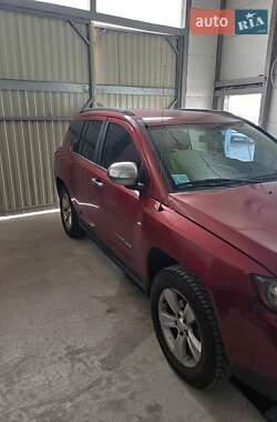 Позашляховик / Кросовер Jeep Compass 2013 в 