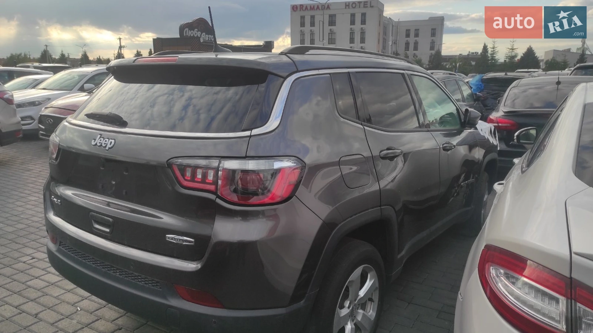 2017 Jeep Compass - фото 1