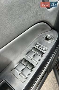 Внедорожник / Кроссовер Jeep Compass 2011 в 