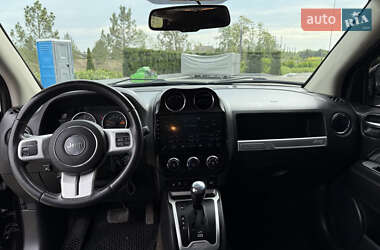 Внедорожник / Кроссовер Jeep Compass 2016 в 