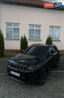 Внедорожник / Кроссовер Jeep Compass 2020 в 