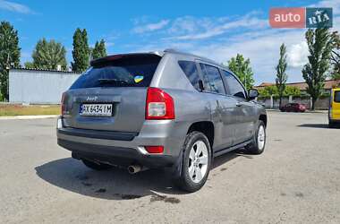 Позашляховик / Кросовер Jeep Compass 2013 в 